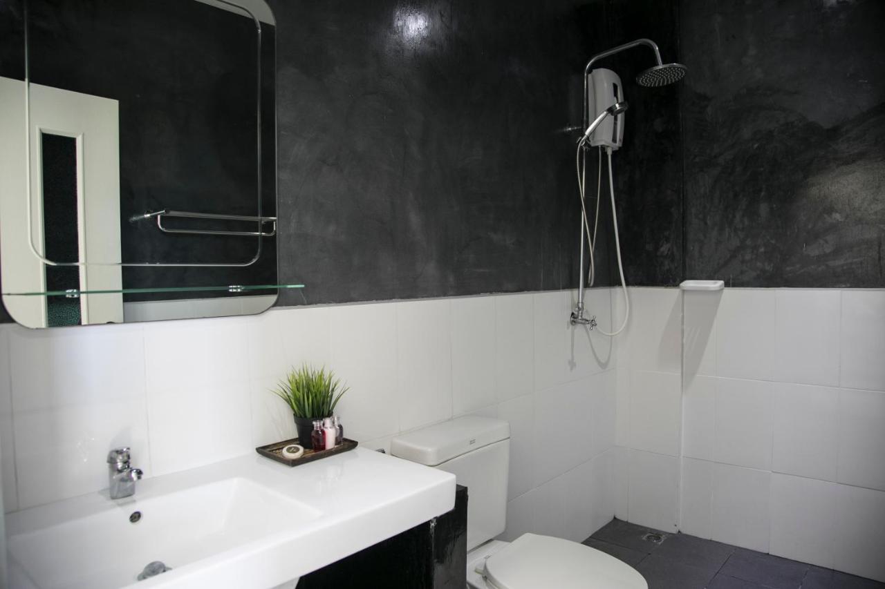 West Key Kamala Apartment Экстерьер фото